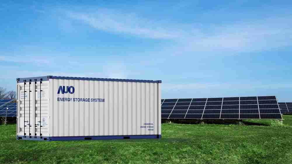 糖果派对透过AI数据管理，，，提供不同类型用户进行储能与能源管理，，，达到再生能源管控调度成效